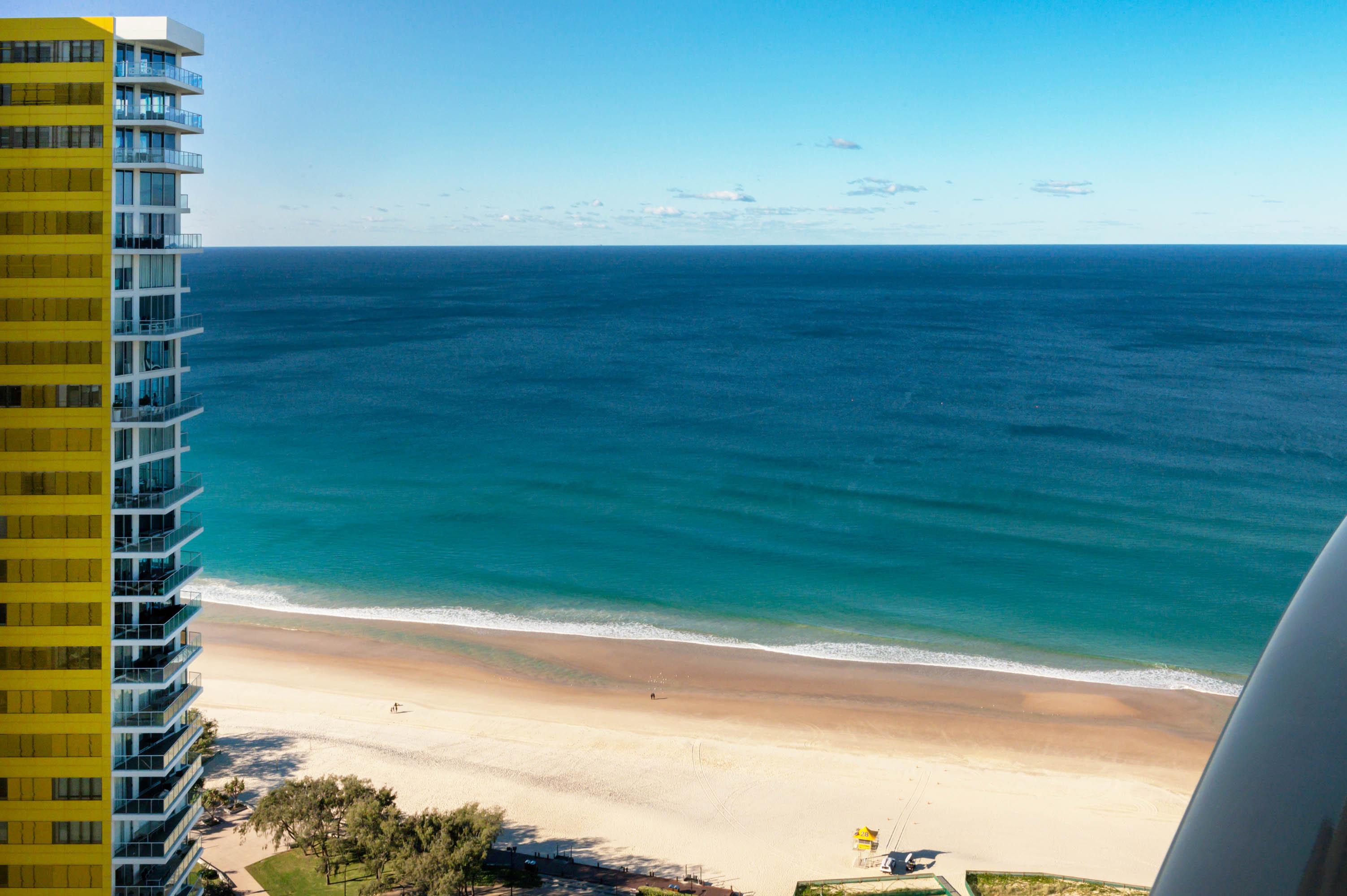 Peppers Broadbeach Gold Coast Eksteriør billede View of Broadbeach from the Gold Coast