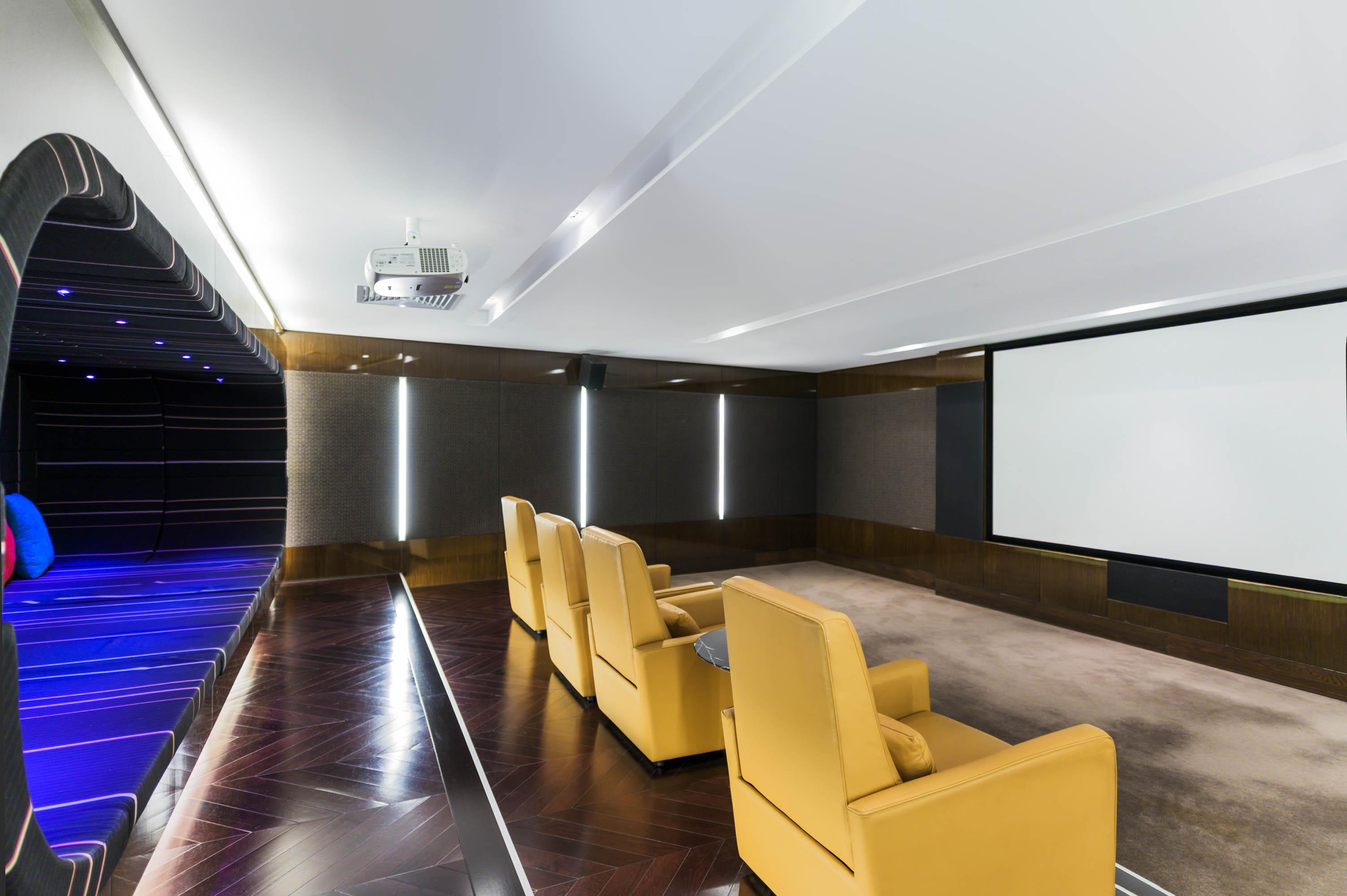 Peppers Broadbeach Gold Coast Eksteriør billede The interior of the cinema