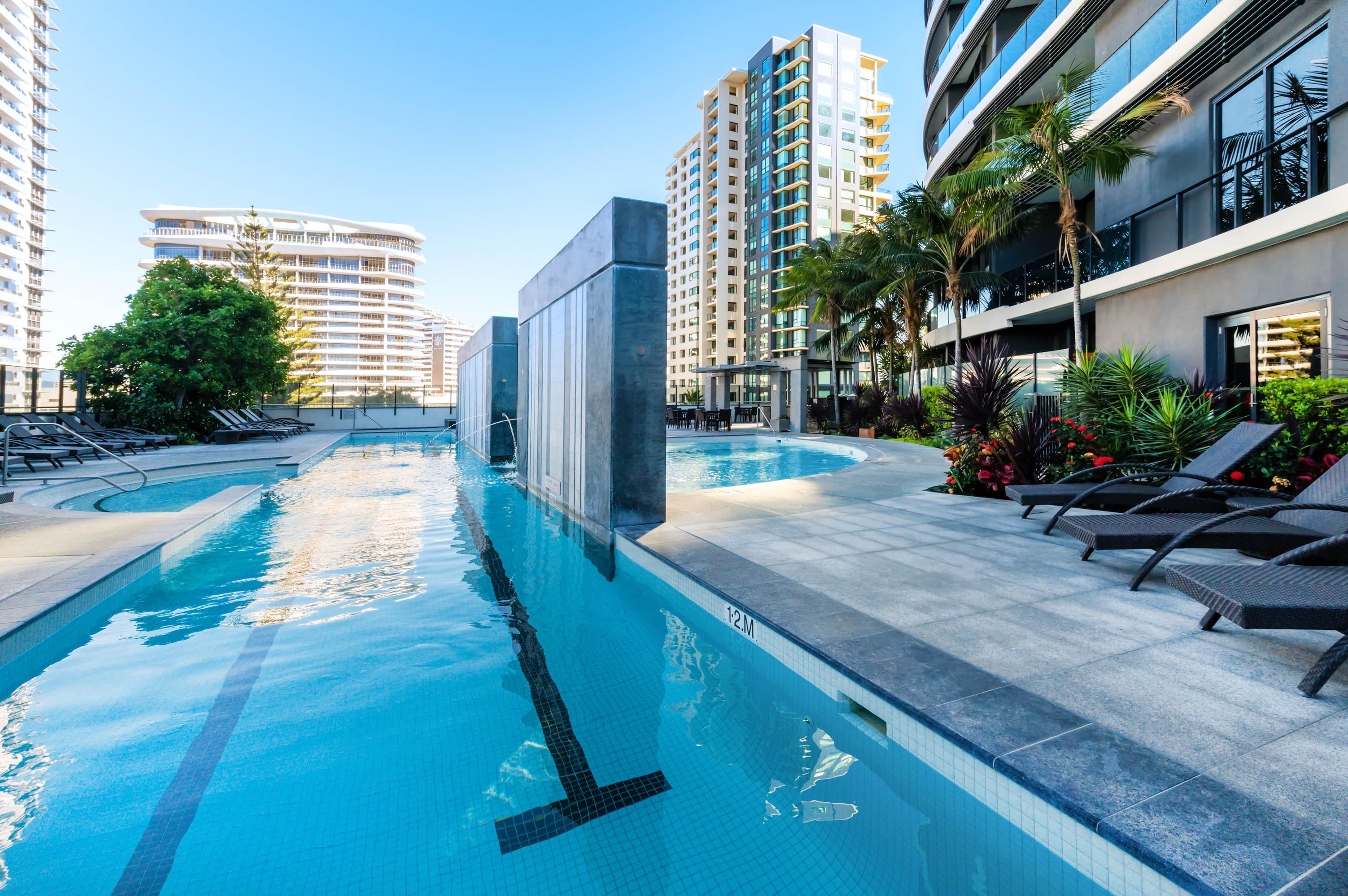 Peppers Broadbeach Gold Coast Eksteriør billede The pool at the Emporium Hotel South Bank