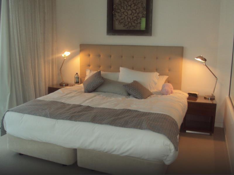 Peppers Broadbeach Gold Coast Eksteriør billede A bedroom at the hotel